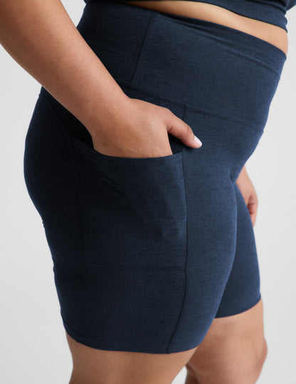 plus-size.