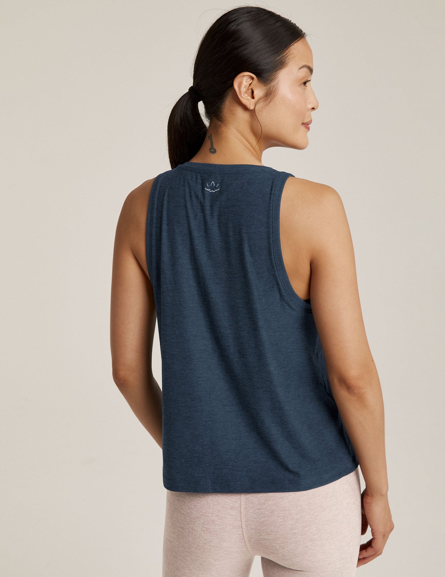 blue tank top